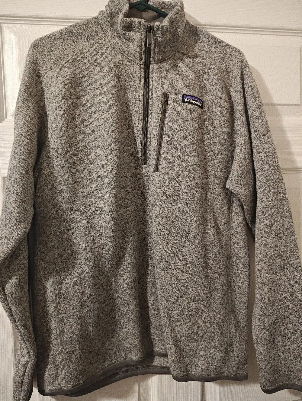 Like New Patagonia Men’s Heather Gray Quarter-Zip Fleece Pullover